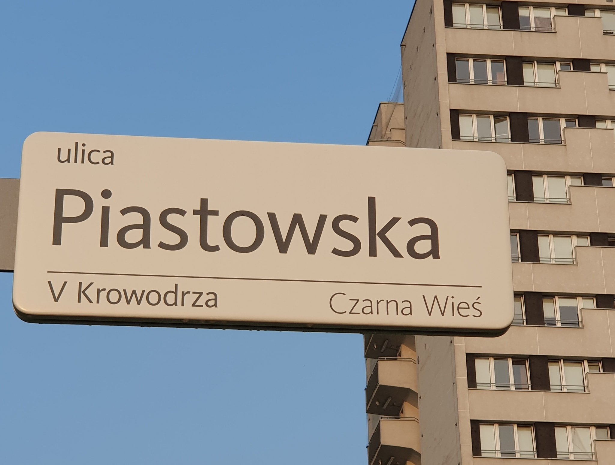 Nowe oblicze ulicy Piastowskiej. Prace nabierają tempa