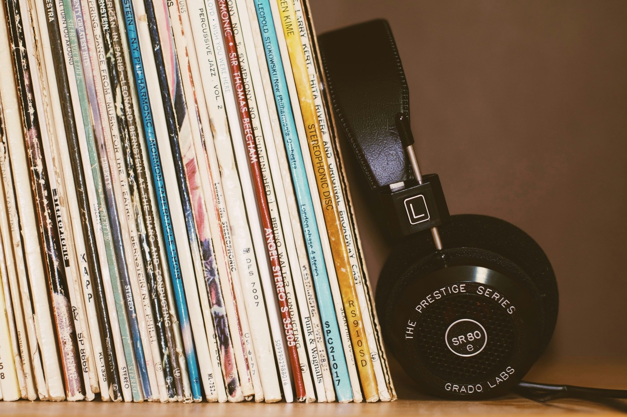 Cisza, tańcz i wybieraj! Silent Disco na finał