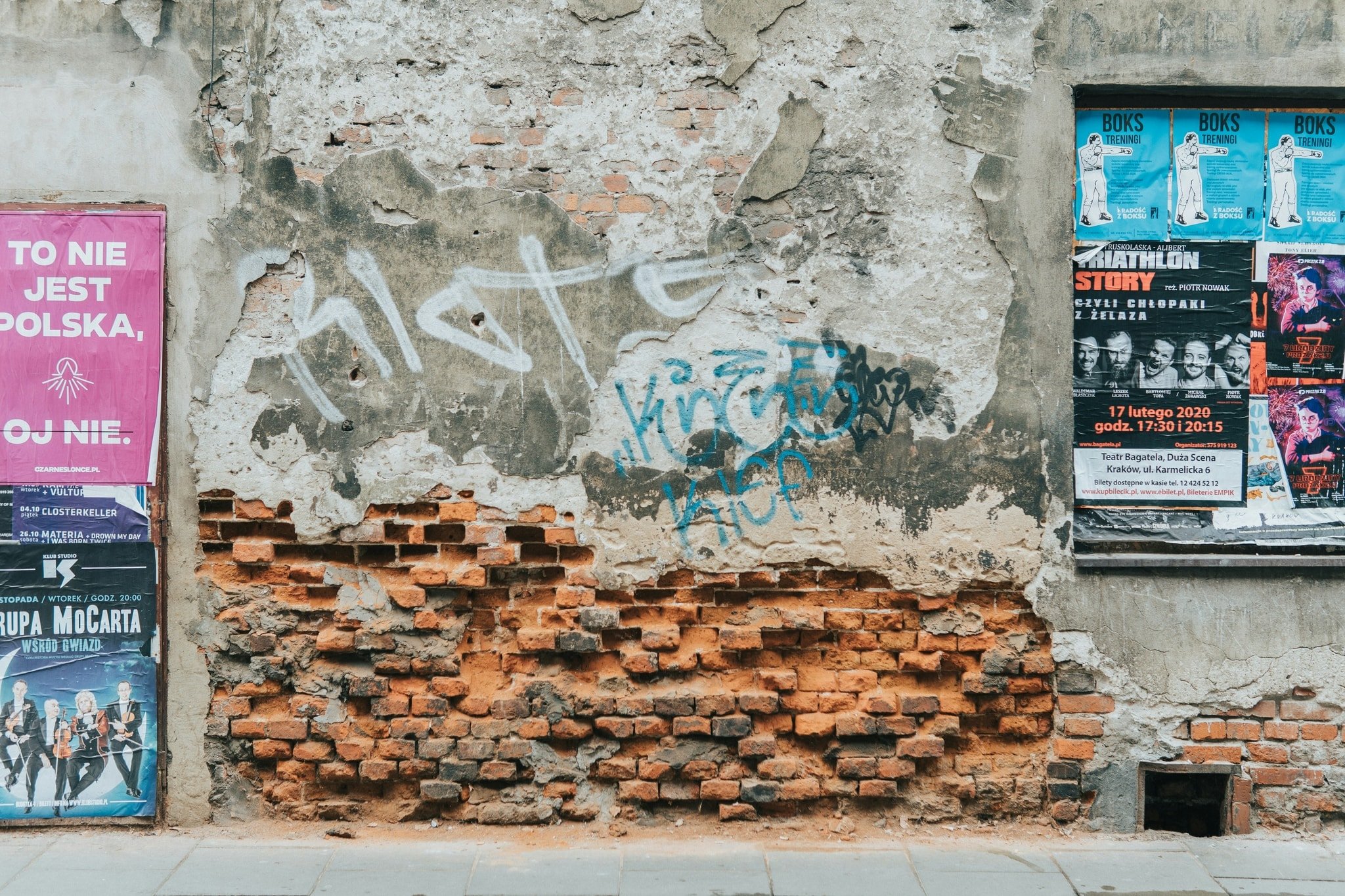 Nielegalne reklamy pod lupą, czyli Kraków w akcji
